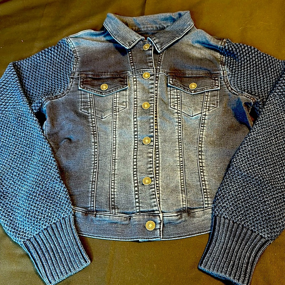 Silver Jeans Co Stretchy Denim Jean Jacket Sweater Sleeves Small NWT